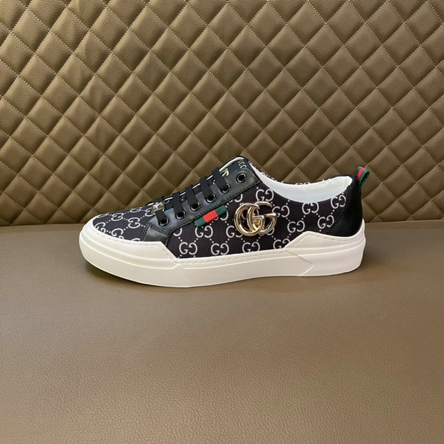men gucci shoes-414